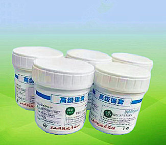 濱州63錫膏的使用 63錫膏,通常指的是含有約63%錫和37%鉛的焊錫膏,這是一種常見(jiàn)的有鉛焊錫膏,廣泛應(yīng)用于電子制造業(yè)中的SMT(表面貼裝技術(shù))和 Through-Hole(通孔)焊接過(guò)程。以下是63錫膏的使用步驟和一些注意事項(xiàng)